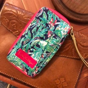 NWOT! Lilly Pulitzer wristlet :)